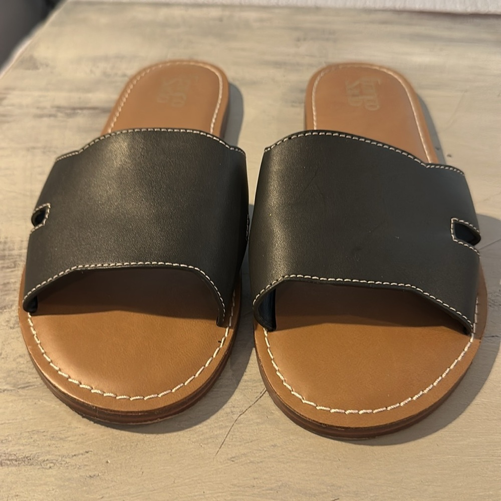 Franco Sarto Women's Romana Slide Sandal Black/Tan - Picture 3 of 6